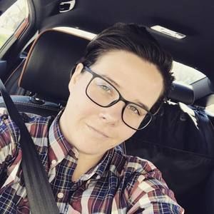 Meet your Posher, Lauren